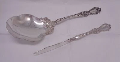 Cazuela Wallace FLORAL 1902 servidores multi-motivo twist mantequilla y bayas Foto 1 de 4