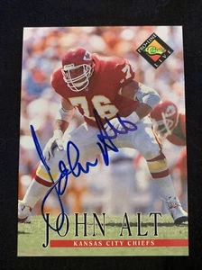 Tarjeta de fútbol americano JOHN ALT Kansas City Chiefs 1994 firmada por Pro Line 262 NFL - Imagen 1 de 1