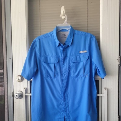 Realtree Mens Large Short Sleeve Button Front Blue Vented Fishing Shirt - Image 1 of 4