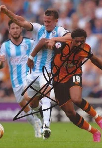HUDDERSFIELD: JONATHAN HOGG SIGNED 6x4 ACTION PHOTO + COA - Bild 1 von 1