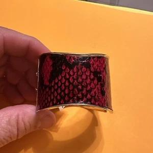 Thalia Sodi Gold-Tone Red And Black Snake Print Hinge Bracelet - NWT - Picture 1 of 6