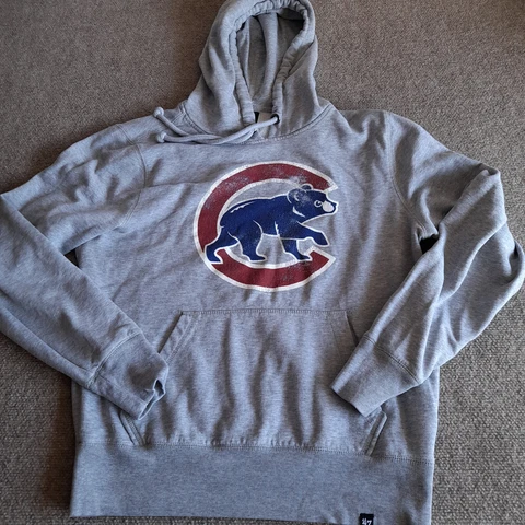Chicago Cubs Sweater Adult M MLB Baseball Classic Bear Graphic Men Cover
