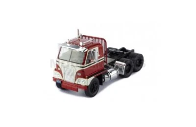 IXO-MODELS TR130.22 International Harvester DCOF-405 1959 White and Red - Ixo MO - Image 1 of 4