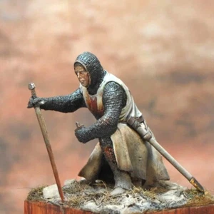Art Girona Knight Templar Crusader 54mm Unpainted Kit LATORRE - Picture 1 of 4