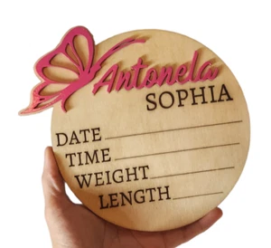 Wooden Newborn Welcome Sign - I’m New Here Baby Name Sign - Round Baby Announce - Picture 1 of 11