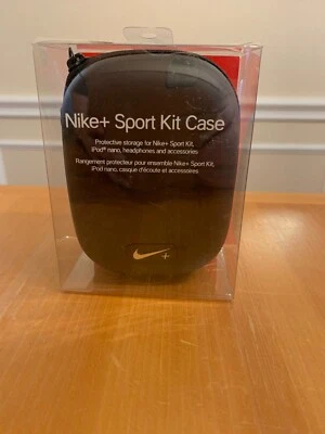 Nike Sports Kit case For iPod Nano and accessories - Image 1 of 4