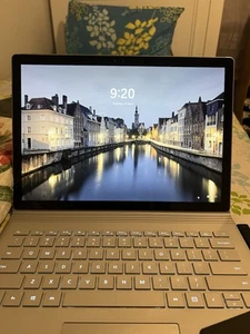 Microsoft Surface Book 2 13.5" Intel i5 7300U 1.70GHz 8GB RAM 256GB SSD Win 11 - Picture 1 of 8