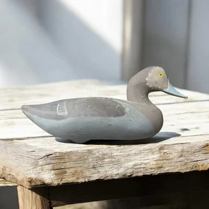 R Madison Mitchell Red Head Hen Wooden Decoy Havre de Grace MD Original 1950’s - Bild 1 von 9