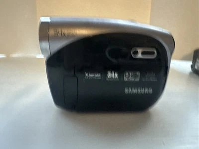 Samsung SC-DX103 DVD Camcorder 34x Optical Zoom - Untested. Unit Only - Image 1 of 4