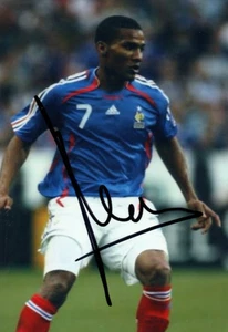 FRANCIA Y CHELSEA: FOTO DE ACCIÓN FIRMADA POR FLORENT MALOUDA 6x4 + certificado de autenticidad - Imagen 1 de 1
