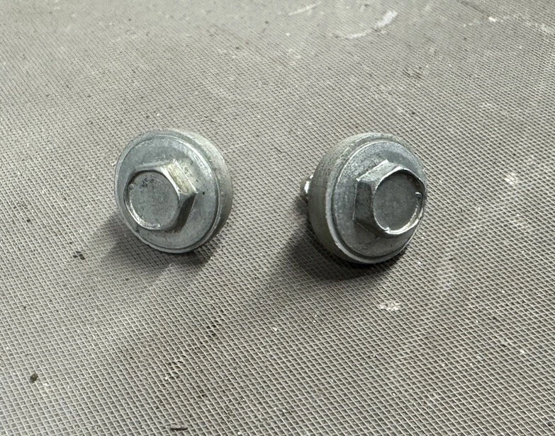 Impala GTO Cutlass 442 Chevelle Velocímetro Tornillos Corvette Camaro 1961-1977 Fabricante de equipo original Foto 1 de 4