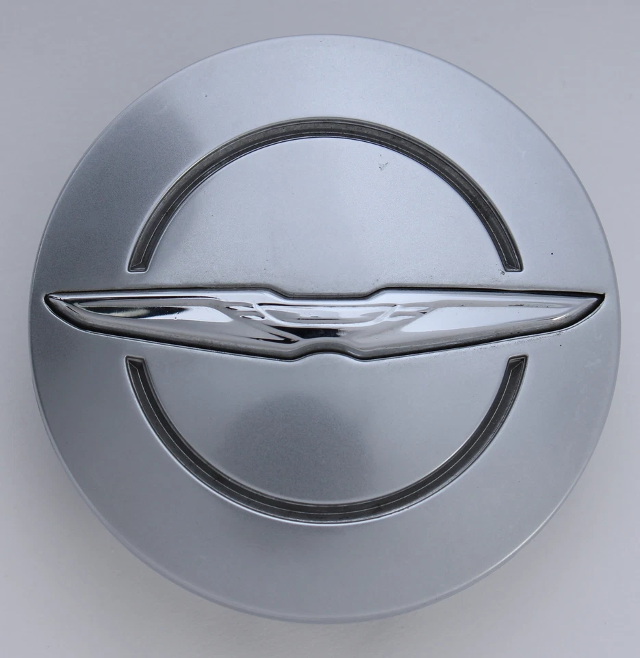 Tapa central original Chrysler versión totalmente plateada 1LB74TRMAB para múltiples mods... Foto 1 de 2