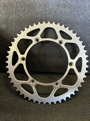 Nuevo piñón trasero Sunstar Kawasaki KX250-KX450 50 dientes pieza OEM #: 42041-0167 Foto 1 de 4