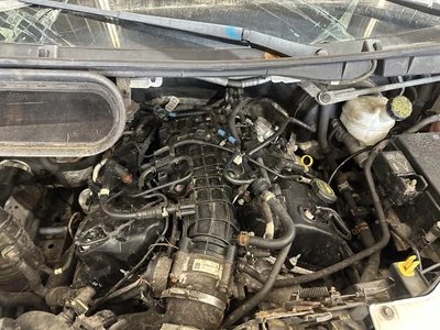 Motor Ford Transit 350 15-19 3,5 sin carga central 158.398 millas Foto 1 de 4