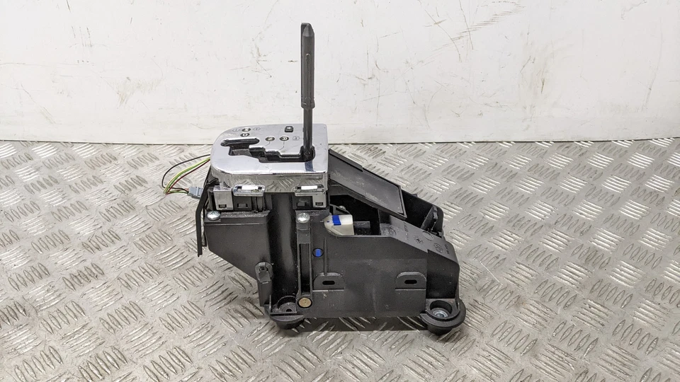 PEUGEOT 307 S MK1 5DR HATCHBACK 2007 GEARSTICK  - Image 1 of 4