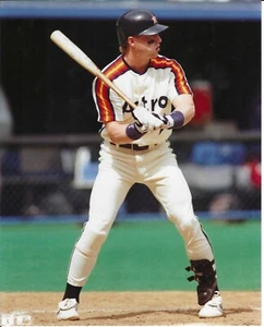 HOUSTON ASTROS - JEFF BAGWELL - HOF - Officially Licensed 8x10 Photo - Picture 1 of 3