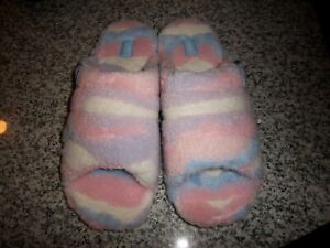 MENS SIZE 15 PINK/BLUE/WHITE UGG SLIPPERS - NWOB