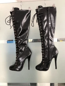 Lack Stiefel extrem High Heels Größe 40 - Bild 1 von 3