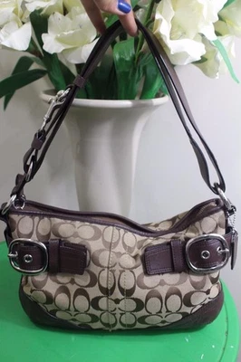 Coach 12 厘米签名扣东/西双头 F19683 (p900 — 第 1/4 张图片