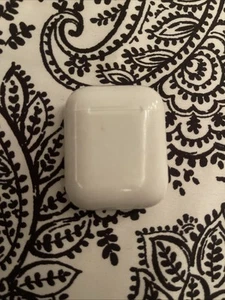 AirPods - Photo 1 sur 3