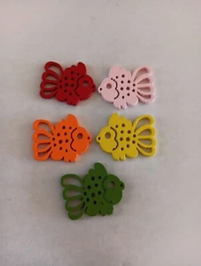 5 pc Multicolor Fish 2-hole White Wood Button 1-1/8" (29mm) Crafts, Scrapbooking - Picture 1 of 2