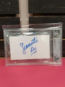 JEANETTE LEE Autographed Index Card Card Pool Legend Black Widow BECKETT - Picture 1 of 3