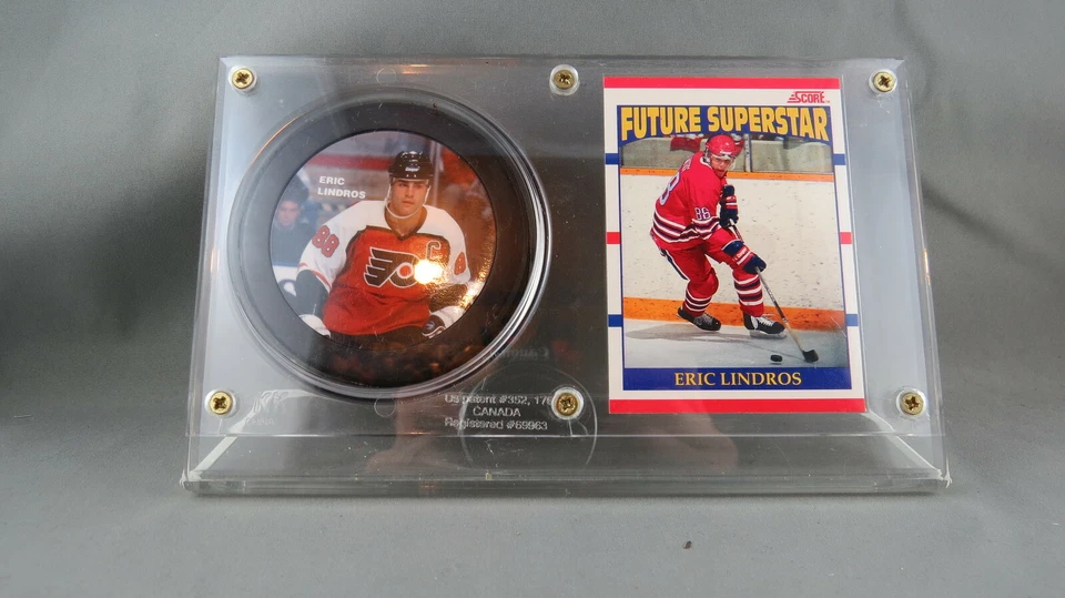 Paquete de regalo de recuerdos de Eric Lindros - Tarjeta Rookie Puck and Future Prospects  Foto 1 de 4