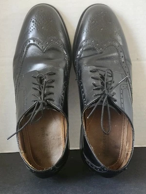 Florsheim Men's Black Wingtip Oxford Leather 11231-001 Pre-owned  9D - Image 1 of 4