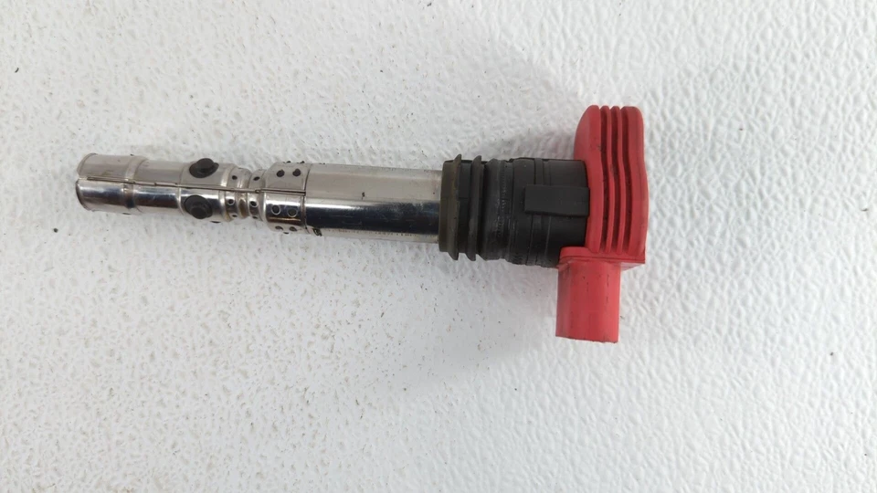 Paquete de encendedor de bobina de encendido Audi A4 Quattro 2002-2002 DTQ9U Foto 1 de 4