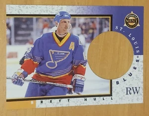 BRETT HULL - 1997-98 Pinnacle Mint Hockey - Card #23 - Picture 1 of 2
