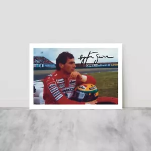 AYRTON SENNA MCLAREN SIGNIERT AUTOGRAMM DRUCK GESCHENKIDEE FORMEL 1 - Bild 1 von 2