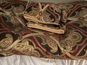 Croscill Full Queen Comforter & 2 Shams Red Gold Brown Paisley Elegant Quality - Picture 1 of 2