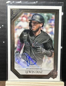 2021 Topps Gallery - Rookie Autogramme #RA-LD Lewin Diaz (AU, RC) - Bild 1 von 2