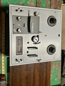 Vintage AKAI 1710W/L Holzkiste Made in Tokyo Japan getestet! Funktioniert! - Bild 1 von 10