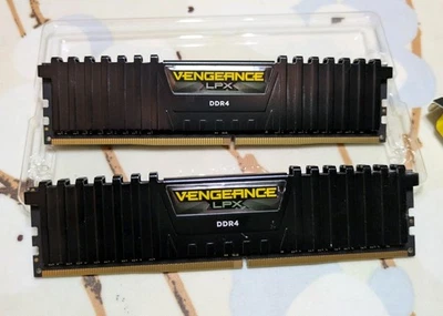 Corsair Vengeance LPX DDR4 16GB RAM Memory (2x8GB 3200MHz) CMK16GX4M2B3200C16 - Image 1 of 3