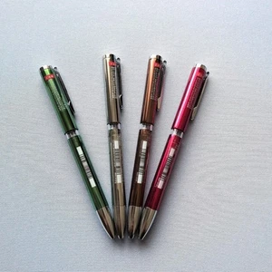 Style Fit Meister 3 Color Holder 4 Set - Picture 1 of 7