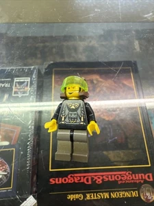 LEGO® Minifigure Rock Raiders rck001 Axel Visiera Verde Trans Neon - Foto 1 di 15