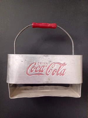 Vintage Coca Cola Coca-Cola Alumínio Metal Pacote com 6 Porta-Garrafas Porta-Bebidas Caddy - Imagem 1 de 4