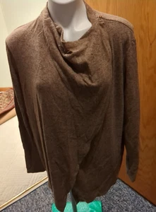 Brandneue hellbraune Damenstrickjacke von Avon Studio 1886 Größe 12-14 nie getragen  - Bild 1 von 14