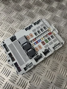 JAGUAR XF 2011-2015  REAR BODY CONTROL MODULE FUSE 9X23-14D628-AC 7370-0110-40 - Picture 1 of 9