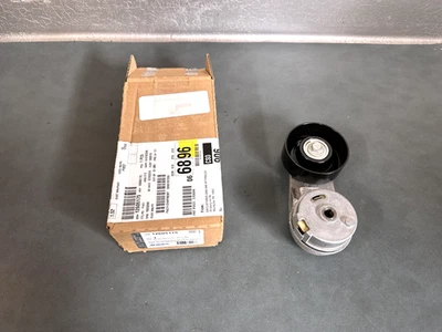 Tensor de correa de transmisión GM OEM NOS 12605175 2011-2013 Buick Regal 2,0 L Foto 1 de 2