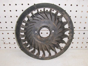 CRAFTSMAN 14.5HP BRIGGS & STRATTON LAWN & GARDEN TRACTOR FLYWHEEL FAN - Picture 1 of 3