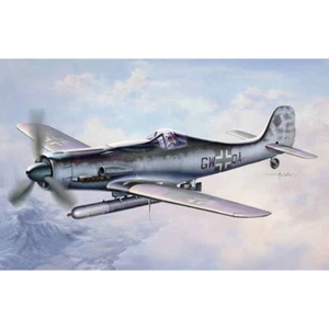 Dragon #5573 1/48 Focke-Wulf Ta152C-1/R14 - Picture 1 of 1
