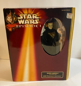 Star Wars Episode 1 1999 Portrait Edition Queen Amidala Black Travel Gown - Bild 1 von 7