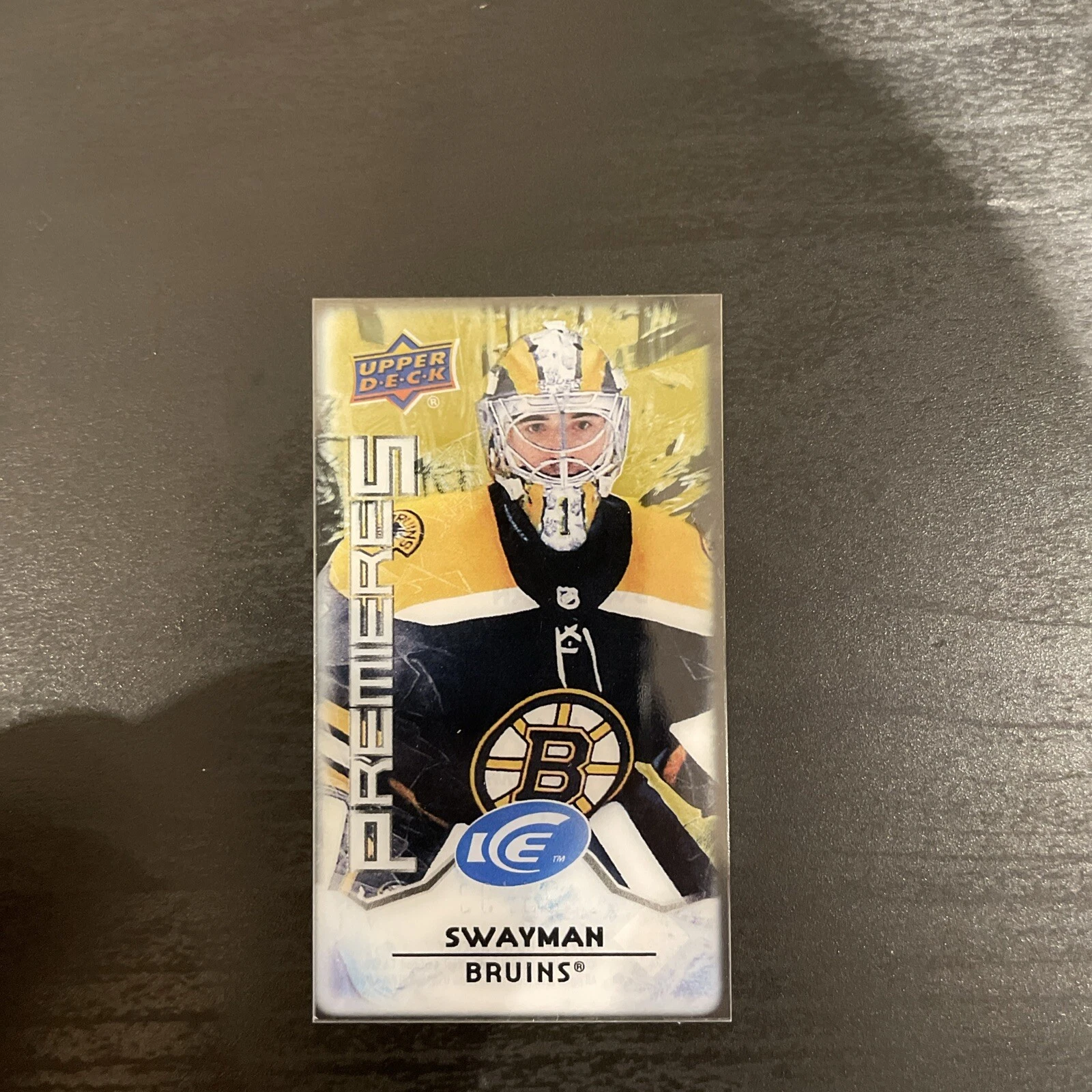 21-22 Upper Deck ICE Jeremy Swayman Ice Premieres Mini Gold /99