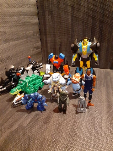 Toy Lot Transformers Pokemon  Warcraft Dinotrux  Lebron mixed Lot Cover