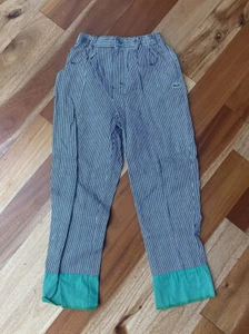 PANTALONI FERROVIA VINTAGE LACOSTE RAGAZZI A RIGHE CON POLSINI VERDI BIANCHI TAGLIA 4T BAMBINO - Foto 1 di 11