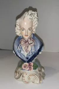 Figura antigua CORDEY # 5023 6 3/8" figura de caballero en traje azul con volantes - Imagen 1 de 11