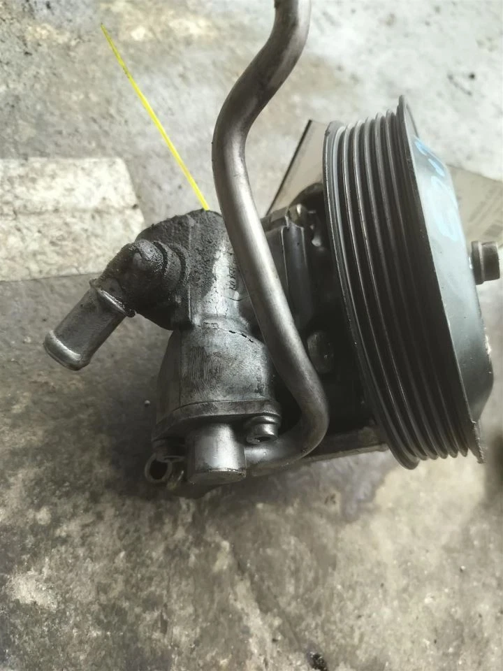 POWER STEERING PUMP/MOTOR 8K0145154J 2010-2012 AUDI S4 AUDI Foto 1 de 4