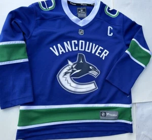 new Fanatics Vancouver Canucks Horvat home jersey Youth size S/M - Picture 1 of 5